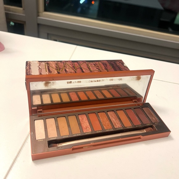 NAKED Urban Decay - Heat - Picture 2 of 2
